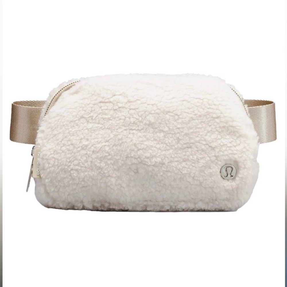 Everywhere Belt Bag Fleece